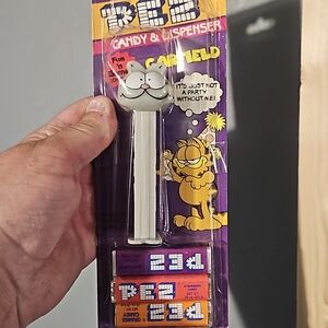 Garfield pez dispenser